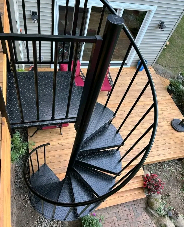 Steel roofing project